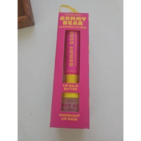 Trader Joe’s Lip Balm & Lip Mask Duo NEW Gummy Bear - Picture 1 of 5